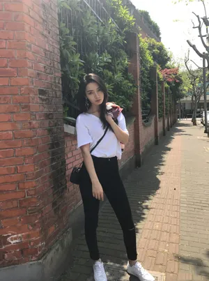 代斯唯美气质美照图片