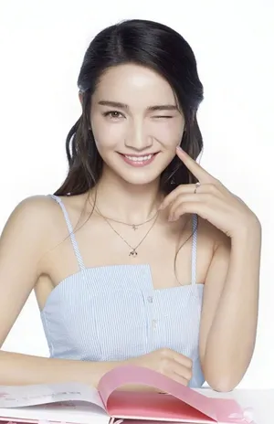 美女演员代斯清新迷人写真高清图片_3