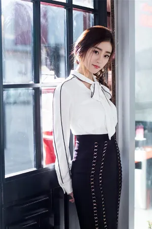 玄女祝绪丹早春时尚大片_4