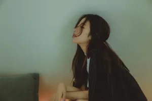 周雨彤文艺胶片风格写真图片