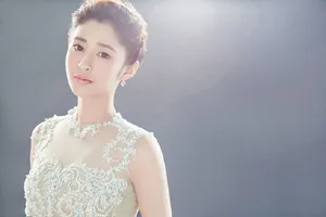 《锦绣未央》李心艾薄纱透视曼妙身姿性感写真图片