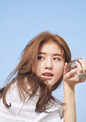 李凯馨长发飘逸甜美养眼写真图片_2