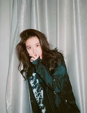 李凯馨最新写真图片