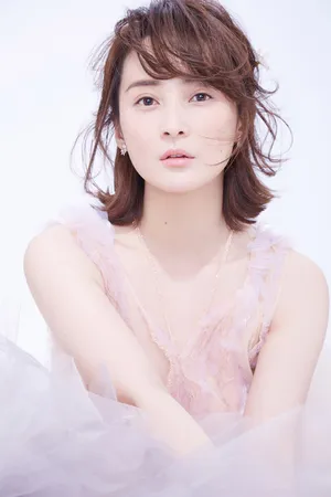 蒋勤勤最新仙气十足唯美写真图片_4