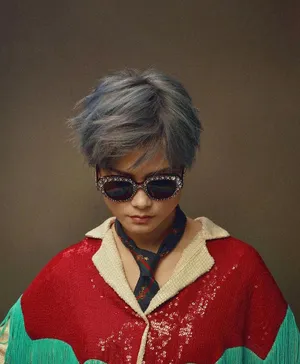 李宇春时髦大气时尚大片写真图片_4