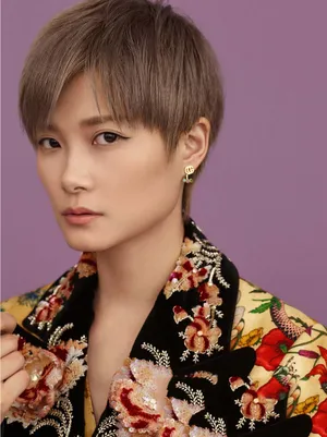 李宇春个性杂志封面写真图片_6