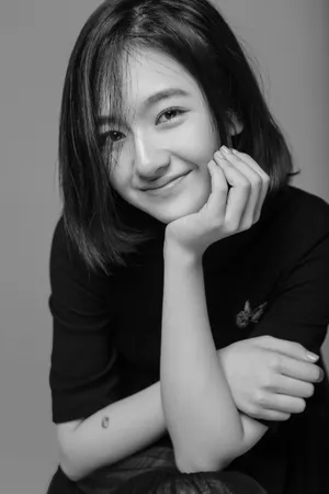 李兰迪最新黑白质感清新自然写真图片_3
