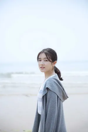李兰迪海边清新写真图片_3