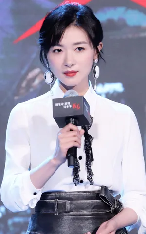 万茜清新甜美发布会图片_4
