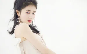 白鹿清新白皙时尚大片写真图片_8