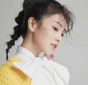 白鹿灵动俏皮时尚写真高清图片_4