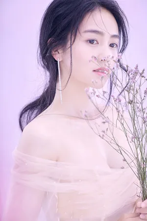 白鹿唯美养眼仙女范写真图片_3