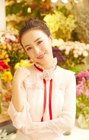 姜瑞佳清新秀丽时尚写真图片_4
