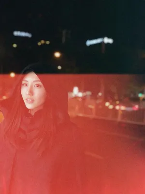 朱庭辰夜景唯美写真_3