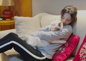 鞠婧祎休闲私服居家生活照图片