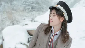 鞠婧祎雪地甜美俏皮写真图片_6
