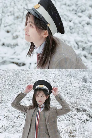 鞠婧祎雪地甜美俏皮写真图片_8