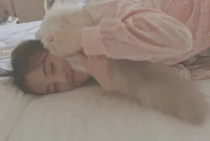 鞠婧祎朦胧唯美居家写真