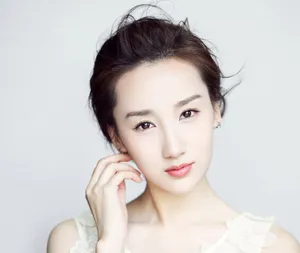气质女星高洋优雅迷人白纱裙写真图片_3