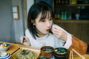 袁冰妍可爱甜美生活照图片_3