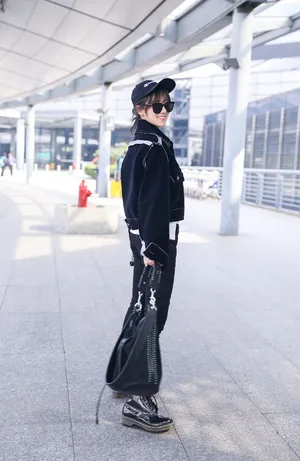 袁冰妍个性时髦机场街拍图片_5