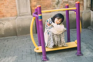 袁冰妍清新可爱户外写真图片_8