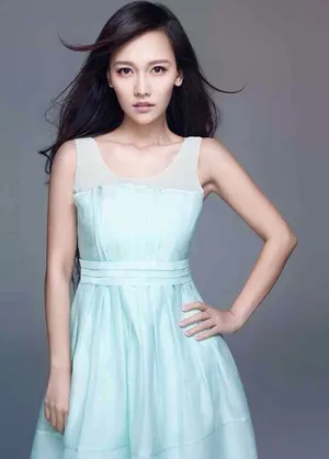 孙骁骁温婉可人时尚写真高清图片_6