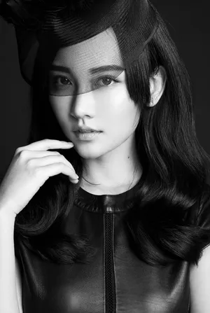 孙骁骁复古风优雅干练写真高清图片_4
