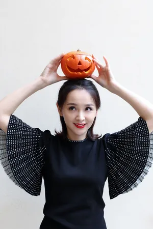 邓莎万圣节搞怪写真九连拍图片_7