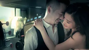杨子珊吴中天婚纱照图片_5