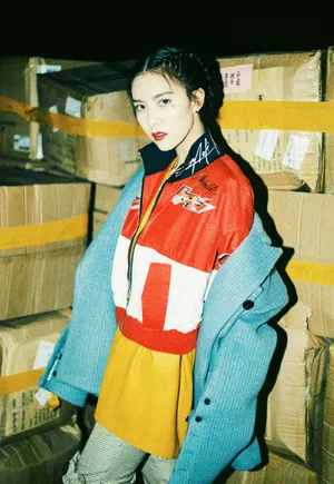 宋妍霏时尚风格画报图片_7