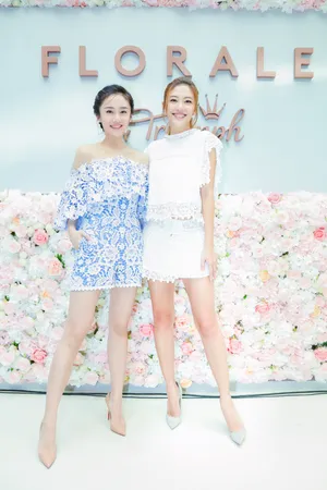 刘芸应采儿性感活动照图片_3