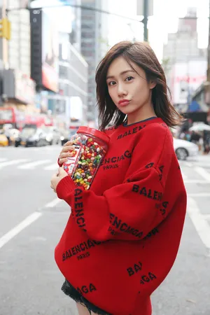 刘芸纽约街头长腿迷人街拍写真图片_4