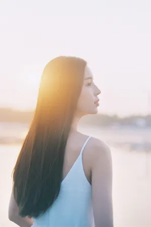 温心海边梦幻白裙温婉如画写真图片_2