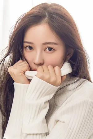 温心凌乱美秋季写真高清图片
