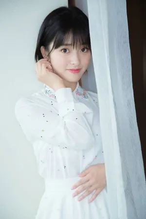 沈月纯白连衣裙清纯甜美写真图片_5