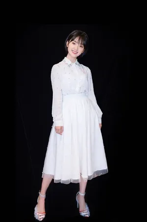 沈月纯白连衣裙清纯甜美写真图片_7