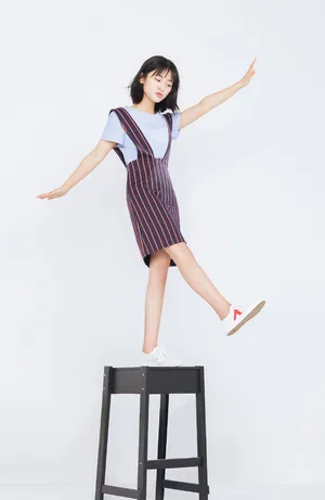 沈月清新治愈时尚写真图片_6