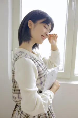 沈月甜美俏皮写真_8