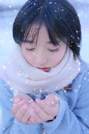沈月写真：沈月冬日雪地唯美写真图片_4
