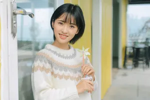 致我们单纯的小美好沈月写真图片_4