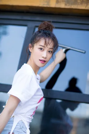 蓝盈莹青春活力写真图片