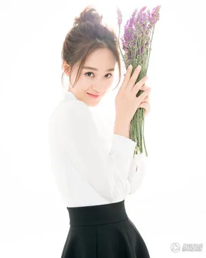 蓝盈莹曝清新写真演绎完美薄荷小姐_5