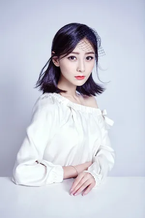 张维娜清新脱俗简约写真高清图片