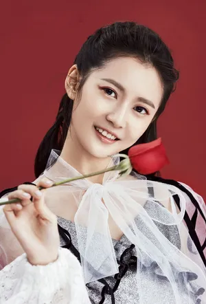 陈钰琪活泼俏皮时尚美妆写真图片_1