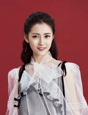 陈钰琪活泼俏皮时尚美妆写真图片_3