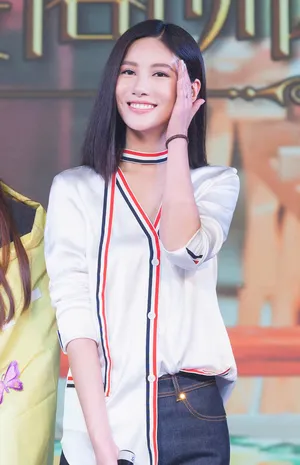 吴优清新迷人活动照图片_6
