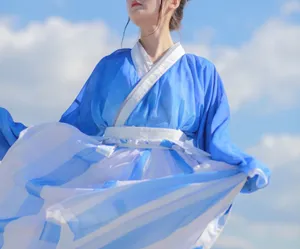 徐娇性感古装汉服图片_4