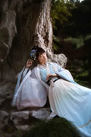 徐娇唯美古风写真高清图片_4