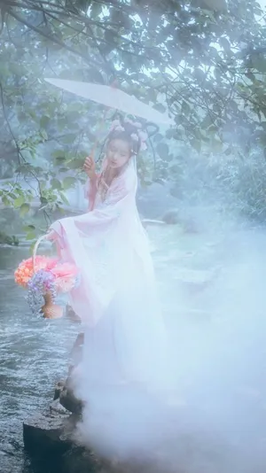 徐娇唯美梦幻古风写真高清图片_4